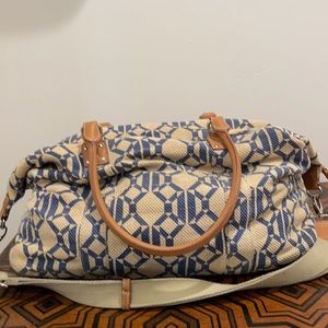 Travel tote by Rate